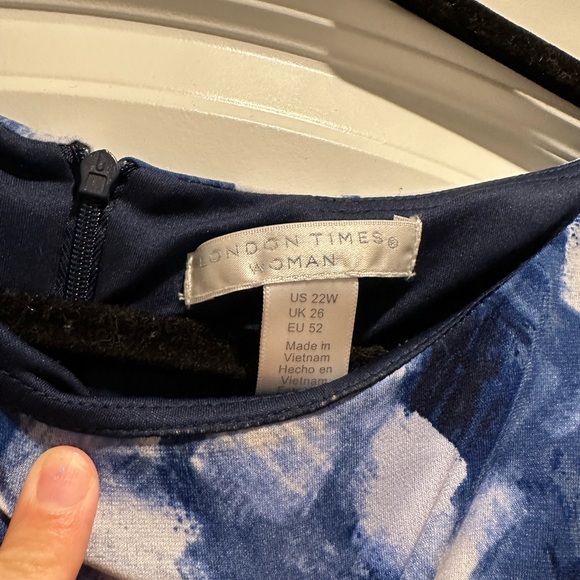 London Times Blue Patterned Wrap Dress - Picture 2 of 2